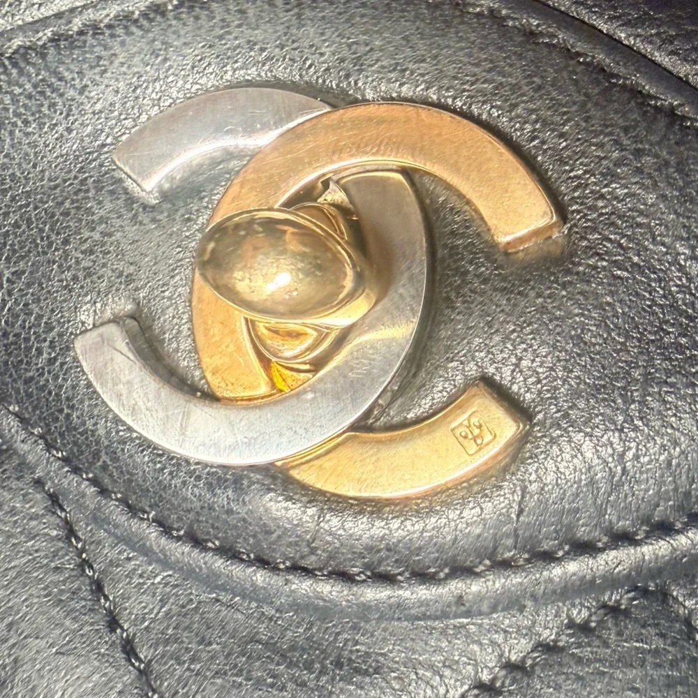 CHANEL Paris Double Flap Shoulder Bag with Gold Plated Hardware - Picture 11 of 13